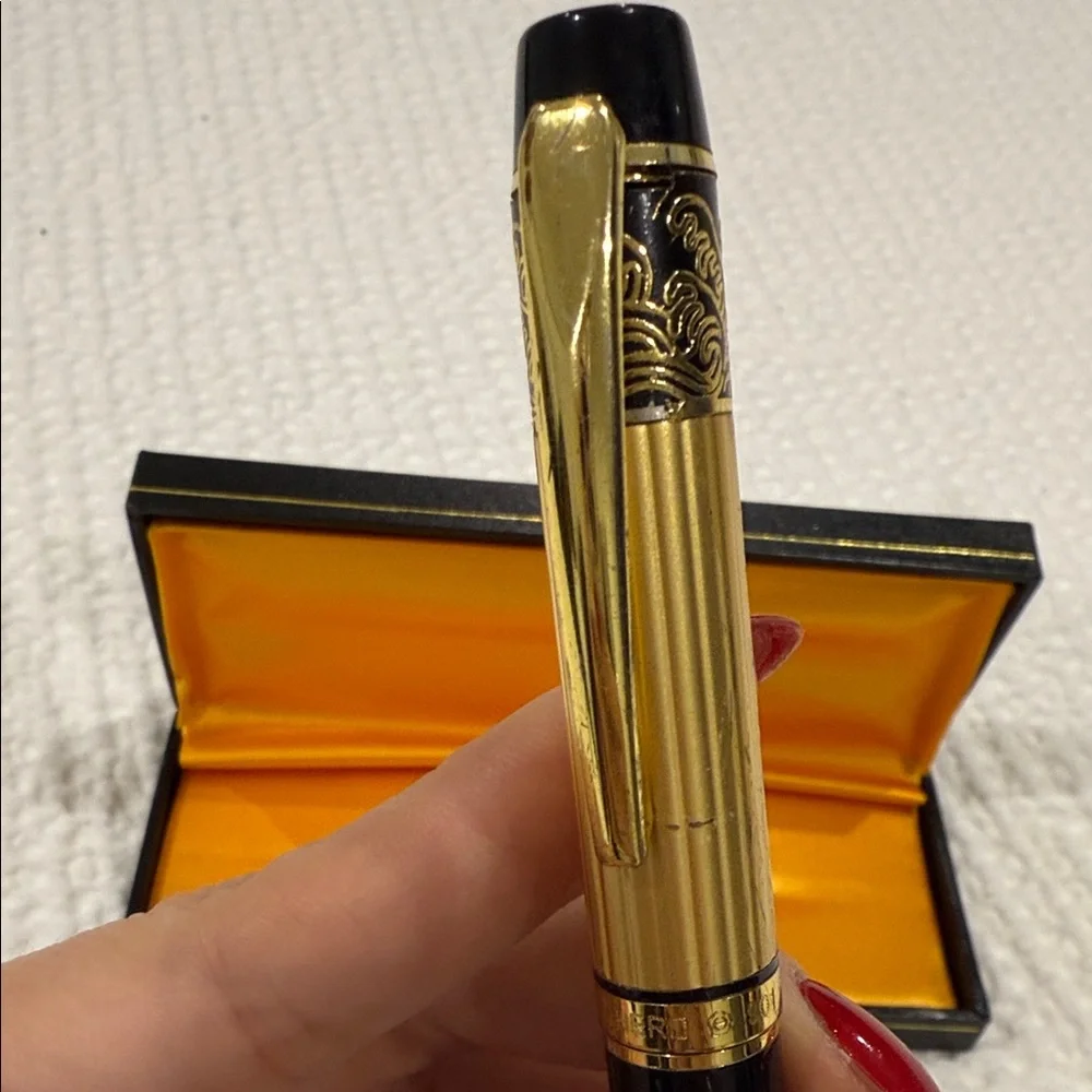 Vintage case needs